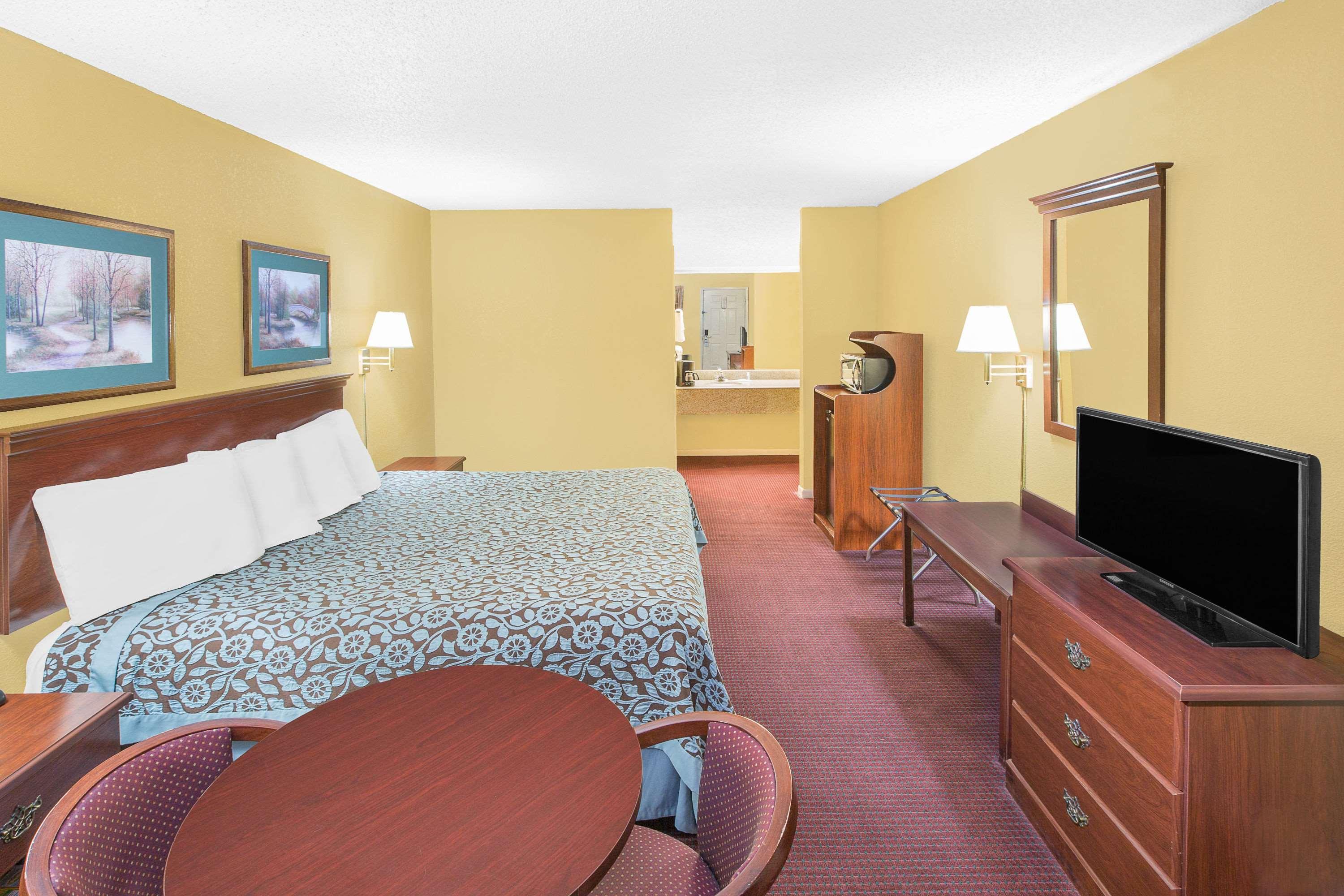 Days Inn By Wyndham N Little Rock East North Little Rock Eksteriør billede